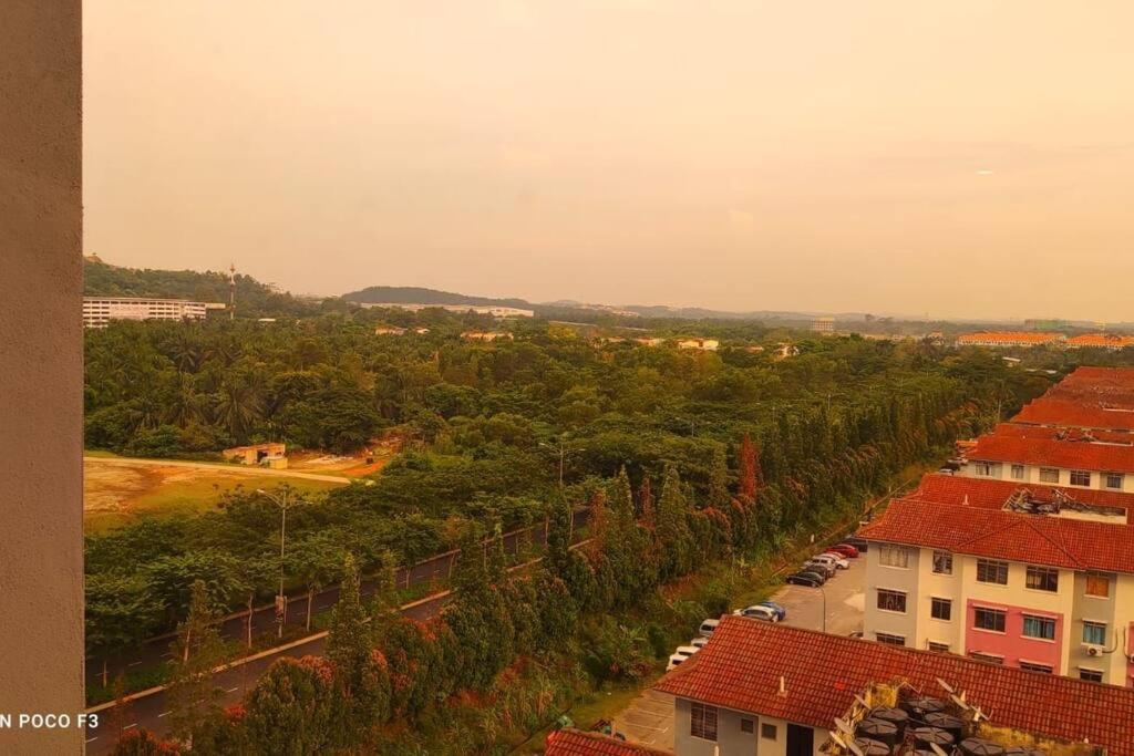 Apartment Bs223a- Klia- Selfcheck-in- Wifi- Netflix-parking- Sepang- Bell Suites,5079 *