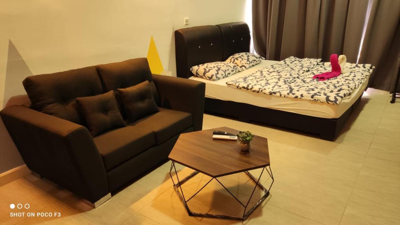 Bs223a- Klia- Selfcheck-in- Wifi- Netflix-parking- Sepang- Bell Suites,5079 Apartment *